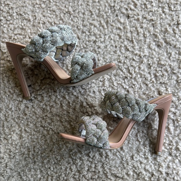 Steve Madden Silver Tan Heels with Braided Design